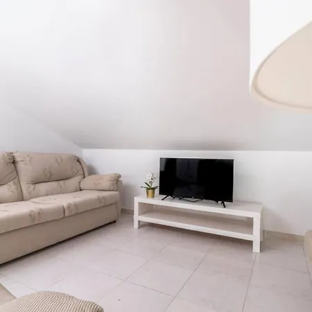 2br Near Apartamento